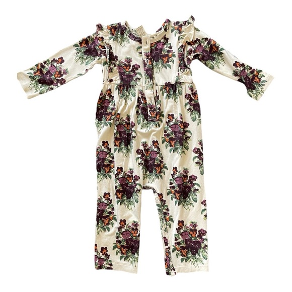kate quinn Other - #270, kate quinn, long sleeve one piece pant outfit, NWOT, size 18-24 mo